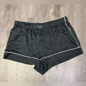 NWT Victoria's Secret Satin XL Pajama Sleeping Short Color Black All Over Logo